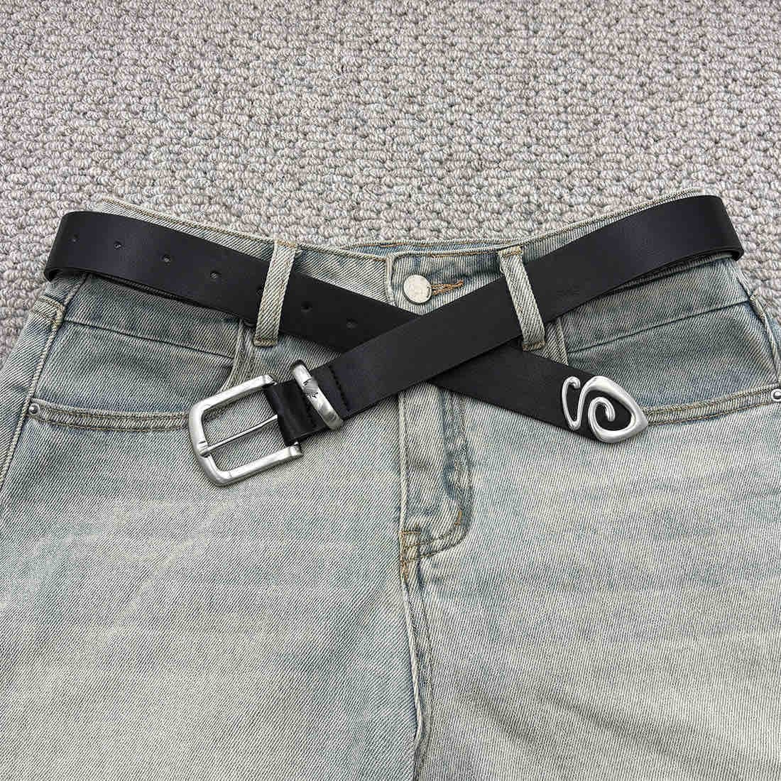 Parisian buckle